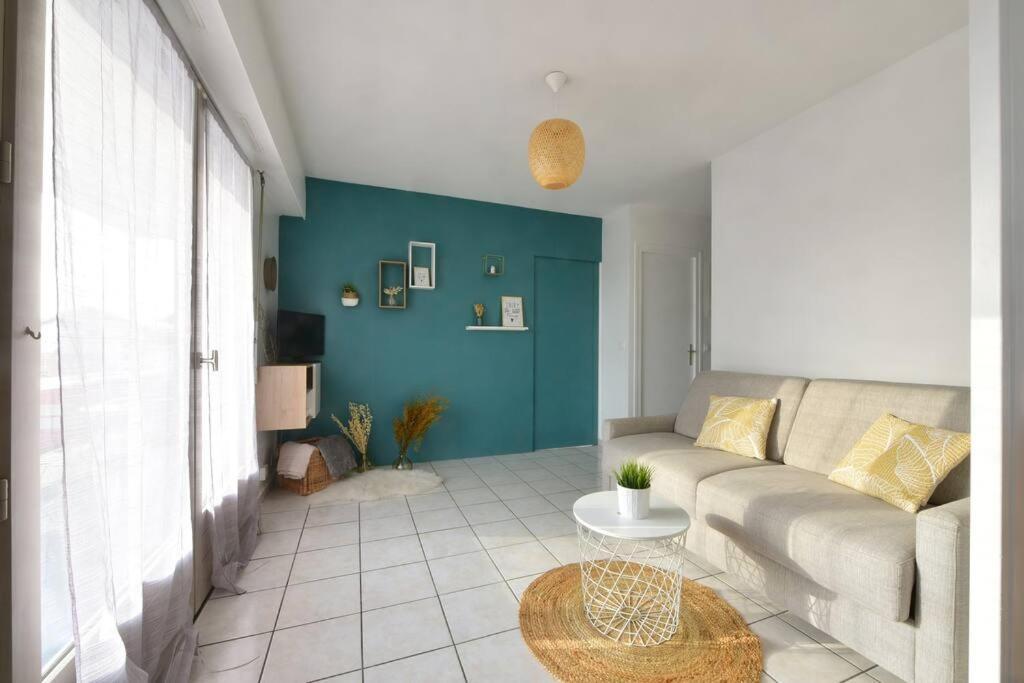 Cabana & Le Central - Proche Lac , Terrasse Et Parking Annecy Exterior photo