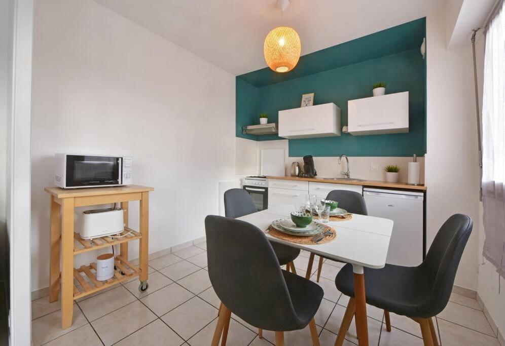 Cabana & Le Central - Proche Lac , Terrasse Et Parking Annecy Exterior photo